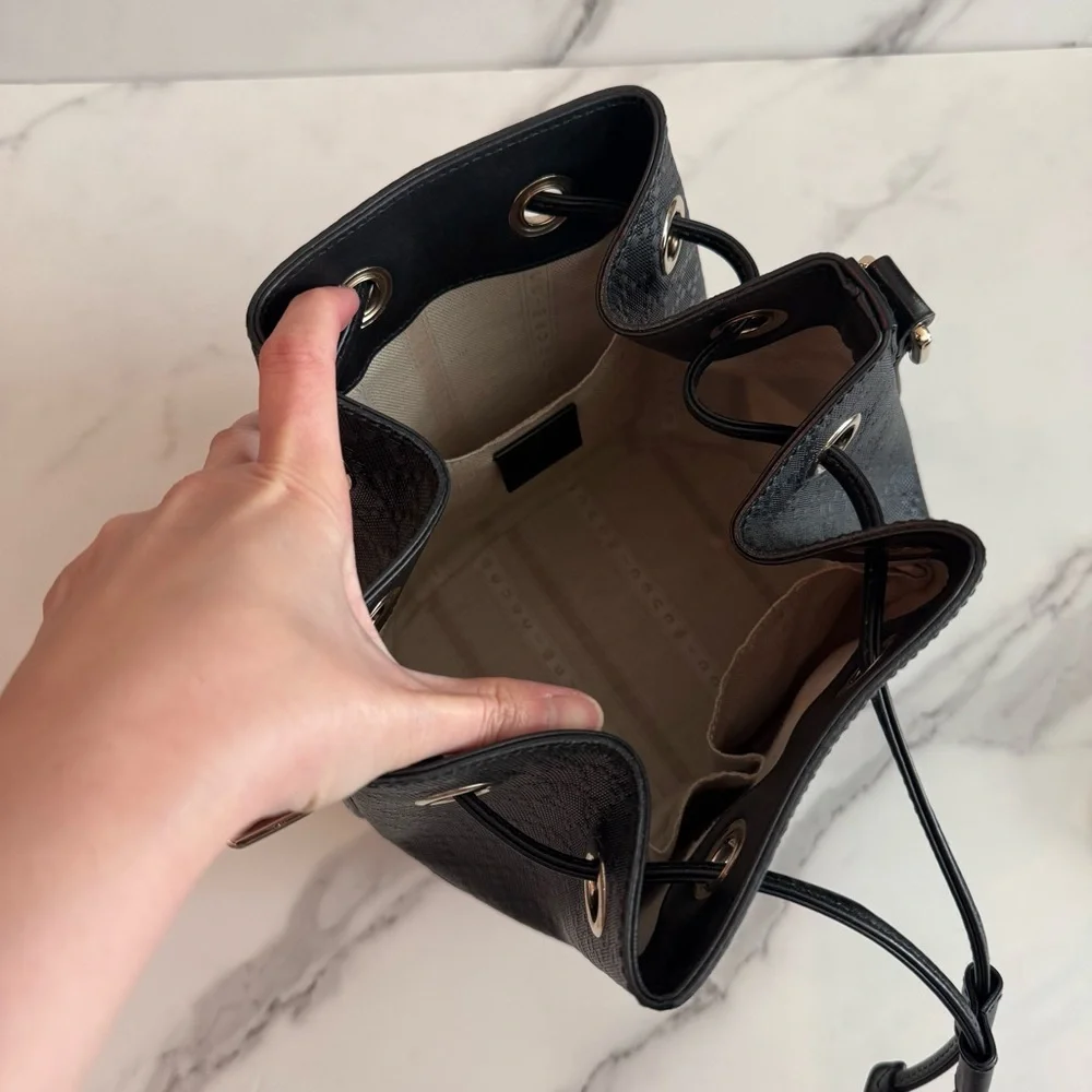 GUCCI Bright Diamante Bucket Bag - Picture 4 of 11